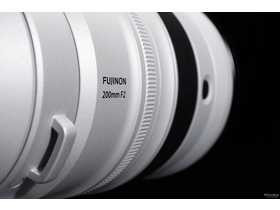 ʿXF 200mm F2 R LM OIS WR