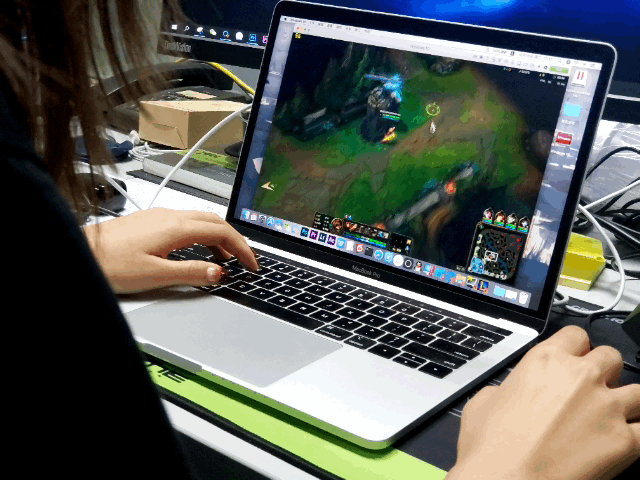 2022人気新作 SSD新品62 office win10&catalina MacBookPRO - ノートPC