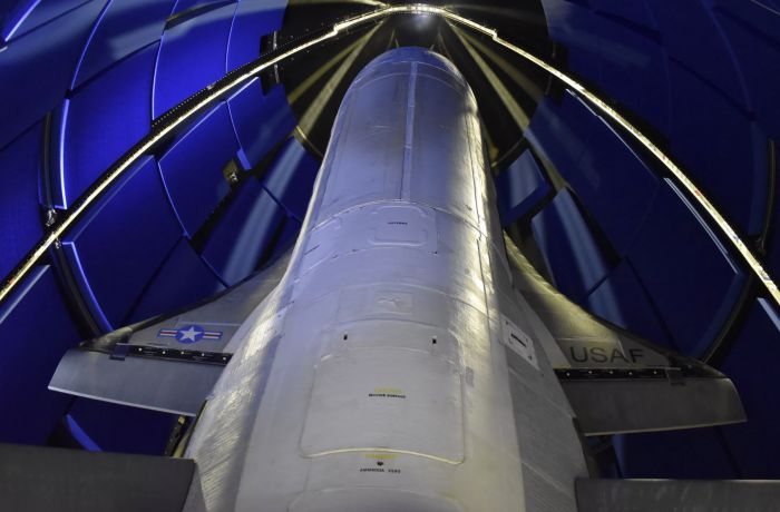 美国空军神秘的X-37B航天飞机本周末再度发射进入太空