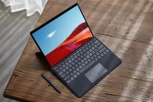 小号SurfaceLaptop新机或于两周后发布