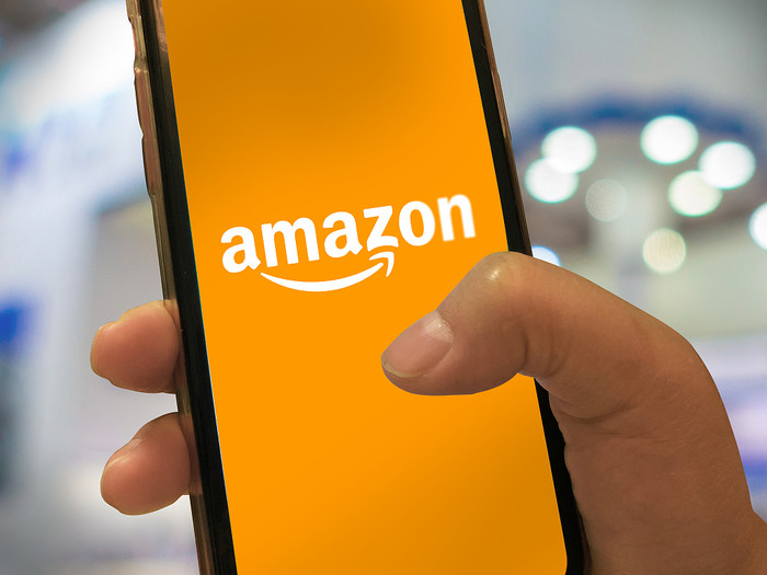 亚马逊推出AmazonOne掌纹识别技术：抬手即支付