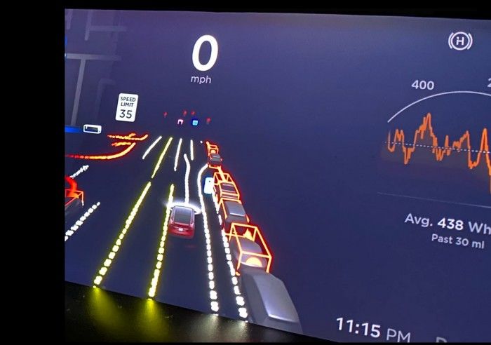 特斯拉全自动驾驶Beta版更新发布：浓雾中也能自信驾驶