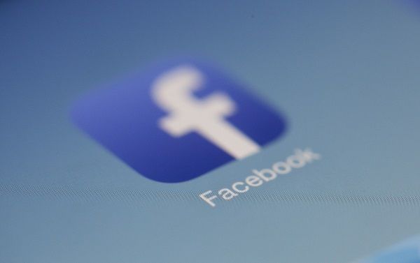 Facebook公司已着手终止几家爱尔兰避税公司的运营