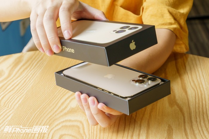 苹果iphone13promax金色版开箱还是12那个味
