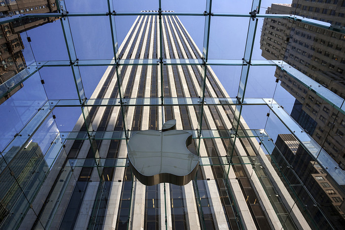 交互体验升级：苹果新专利展示全玻璃设计的iPhone和AppleWatch