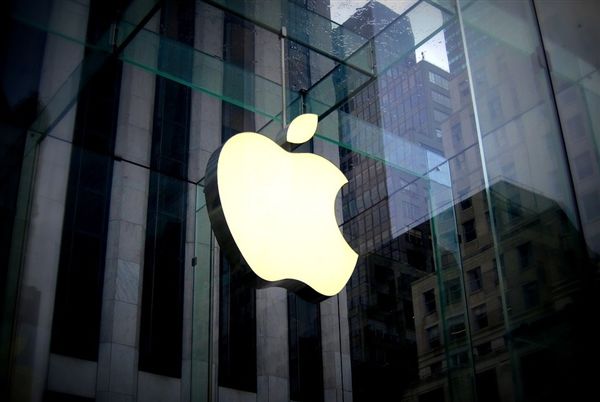 苹果市值破2.8万亿美元创新高：消息称2022上半年iPhone出货量提高30%