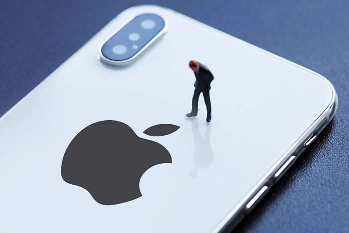 消息称iPhone14两款高端版外形大改进：移除刘海屏