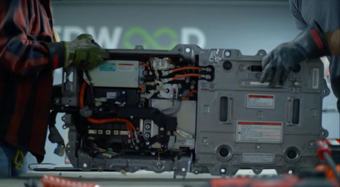 福特、沃尔沃联合Redwood在加州推出免费电动车电池回收计划
