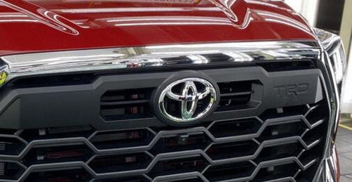 丰田再次宣布因半导体短缺调整生产计划