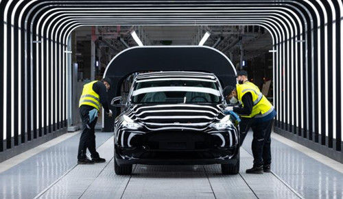 德国最大汽车工会：特斯拉柏林超级工厂熟练工人工资比在竞争对手低20%