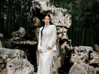 新中式摄影，时尚黑白中式园林人像写真