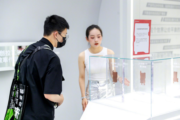 一加ChinaJoy展台：万级VC震撼亮相，引领性能科技新纪元