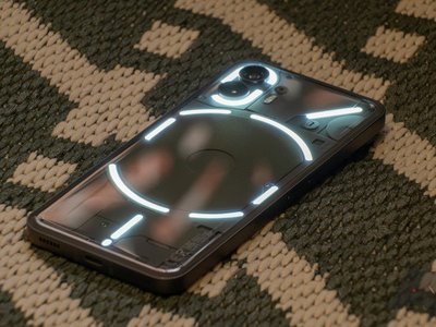 Nothing正开发Phone 2a手机：6.7英寸屏幕、配备Glyph灯条