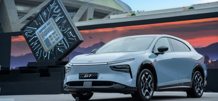 不到20万，L3级算力小鹏G7开卖，何小鹏和雷军组团围剿Model Y