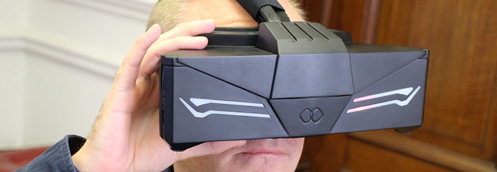 戴上5K屏的VR头显 外媒小编惊呆了！然而卖近2W